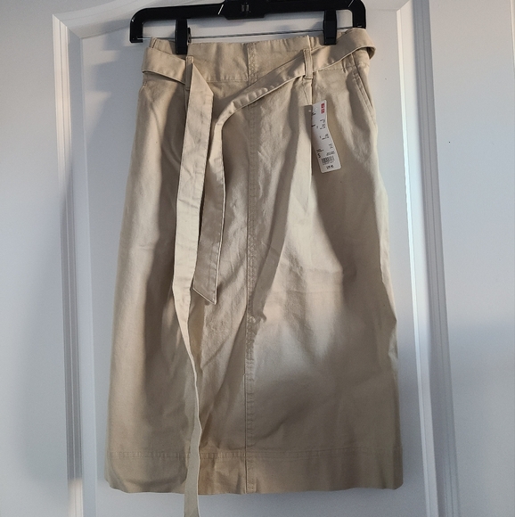 Beige Midi Skirt with Belt Uniqlo Womens Size Small - Picture 1 of 8